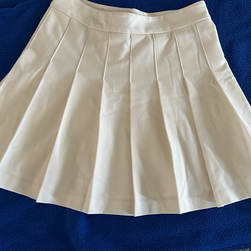 ARITZIA Cream Tennis Skirt